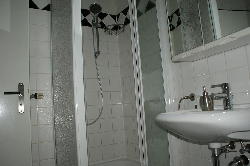 Hotel Garni Aaberna Berlin Rum bild